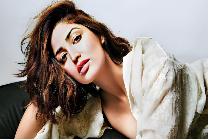 shortest actresses Yami Gautam