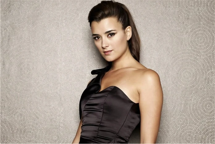 Mexican American actresses Cot de Pablo