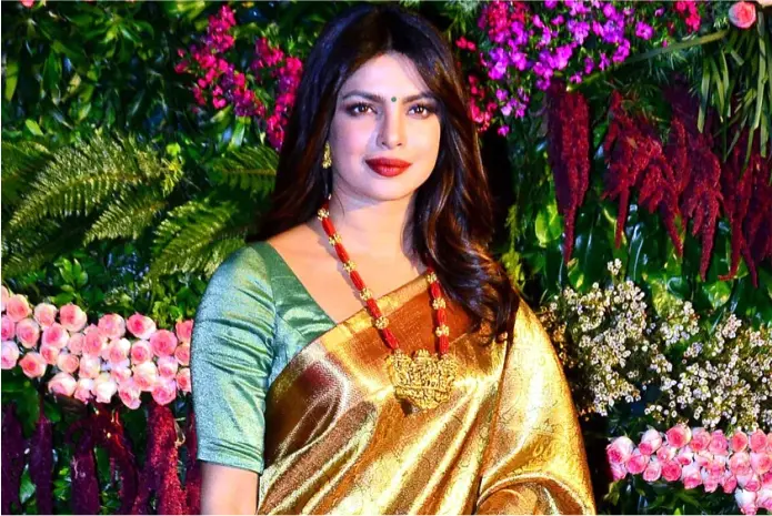 Priyanaka Chopra Bollywood Actress in Banarasi Saree