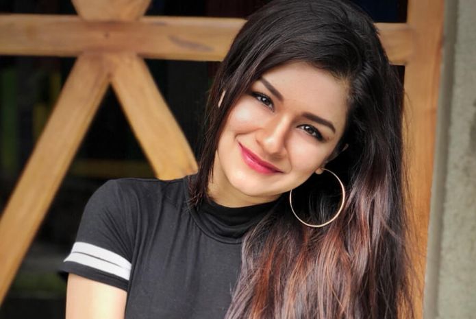 avneet kaur hottest cutest-young-actress-in-bollywood