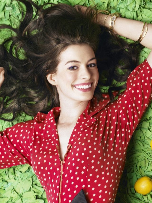 Anne Hathaway’s Balanced Bites: A Peek into Her Diet Plan