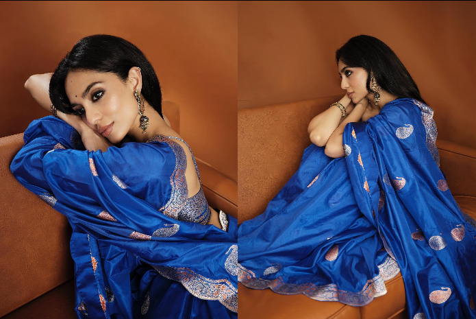 Sobhita Dhulipala in blue saree