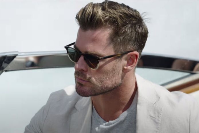 chris hemsworth haircut spiderheaded