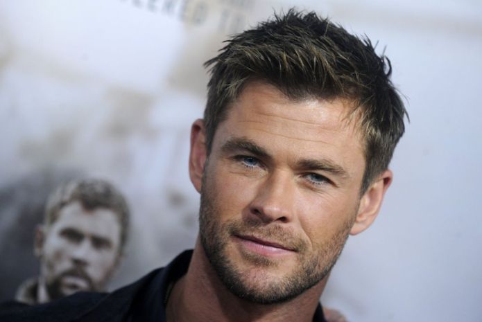 chris hemsworth men in black haircut