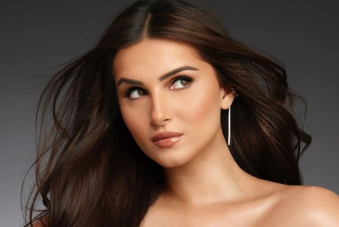 tara sutaria face shape