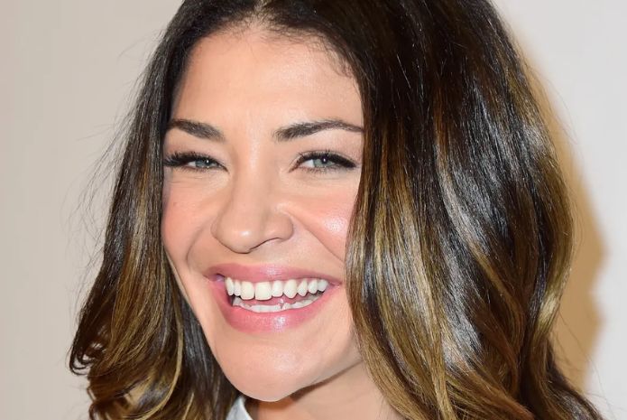 jessica szohr teeth