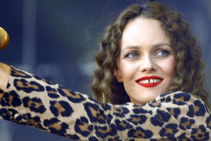 vanessa paradis teeth gap